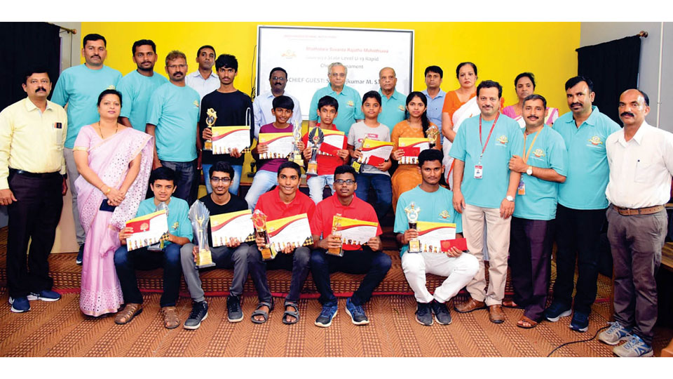Prize-winners of State-level Chess Tourney