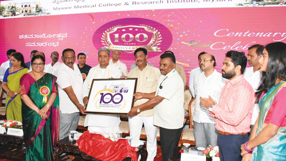 CM inaugurates renovated Burns Unit, new MRI machine at K.R. Hospital