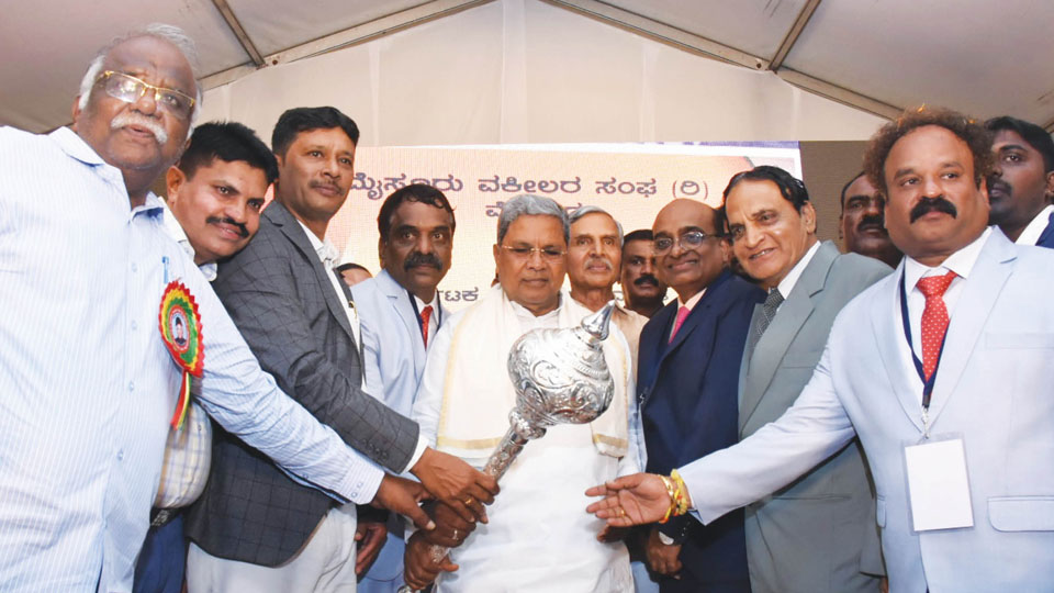 Bar Association fetes Siddu with silver mace