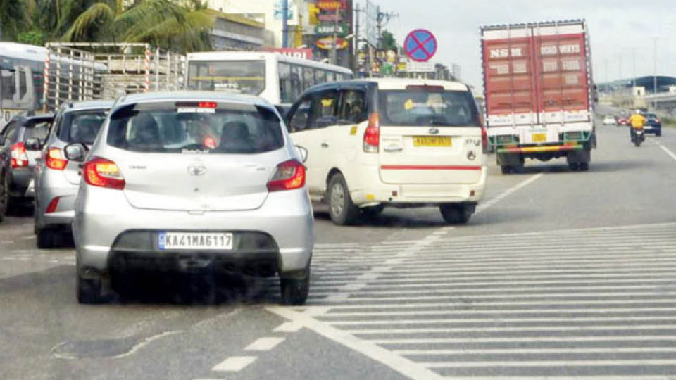 New trend on Mysuru-Bengaluru Expressway: Vehicles take diversions to bypass toll plazas