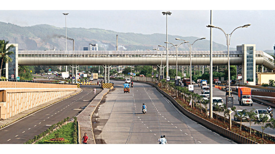 24 skywalks worth Rs. 46 crore planned along Expressway