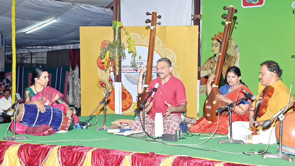 Vid. T.M. Krishna presents vocal recital at 8th Cross Pandal
