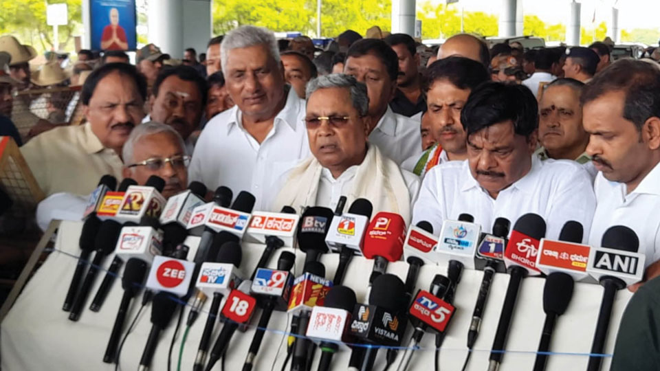 Distress formula, Mekedatu Project only two solutions for Cauvery crisis: CM