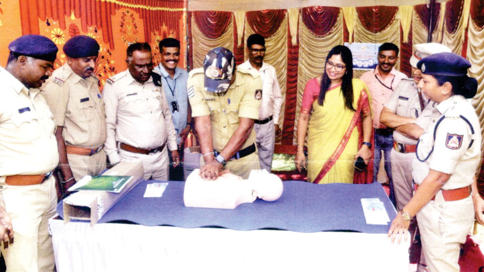 CSI holds basic life support workshop for Police personnel
