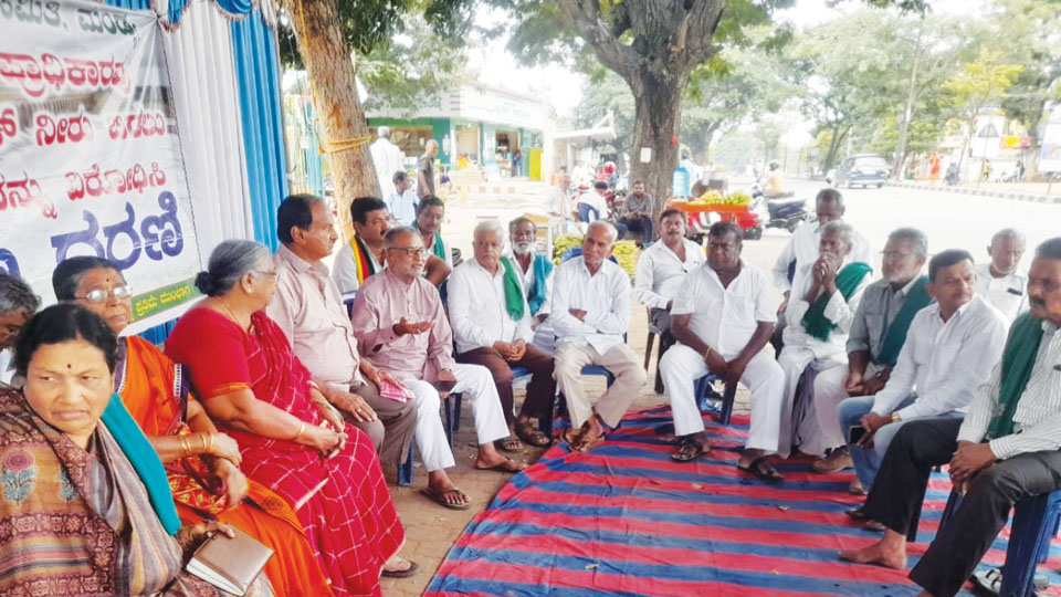 Farmers’ protests erupt in Mandya, Ramanagara
