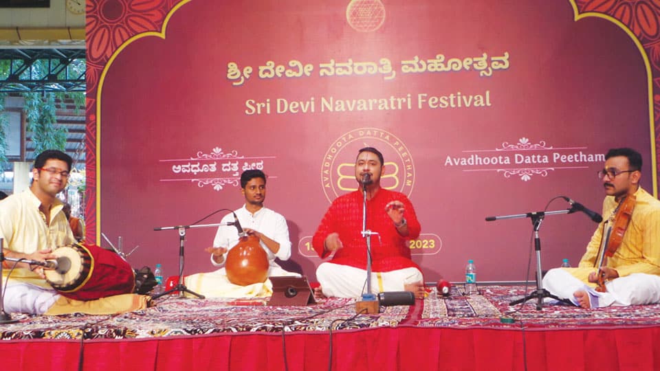 Vid. R.P. Shravan presents Karnatak Vocal Concert at Ganapathy Ashram