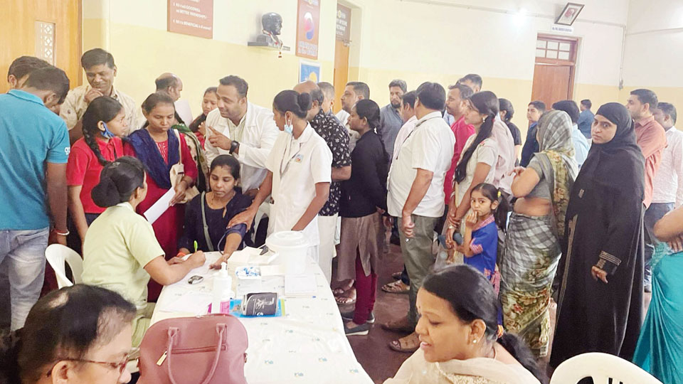 Free health screening camp: 400 parents undergo check-up