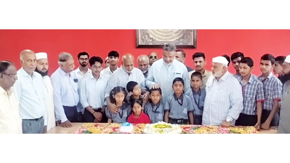Tanveer Sait celebrates birthday with orphanage inmates