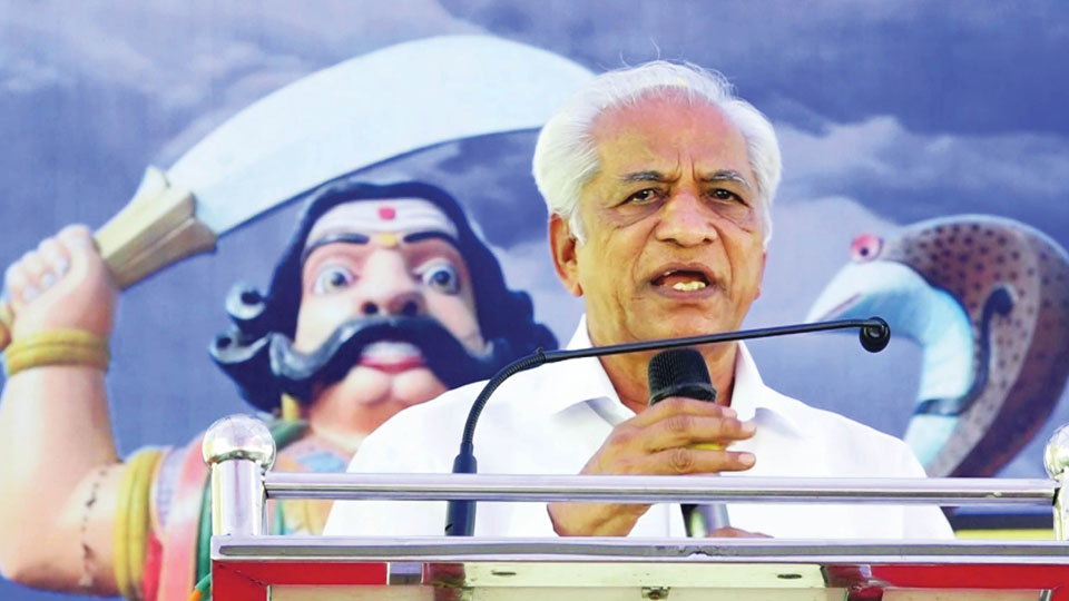 Controversy as Prof. Bhagawan cites Kuvempu’s remarks on Vokkaligas