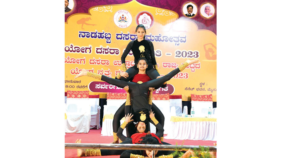 Yoga dance-drama enthrals gathering
