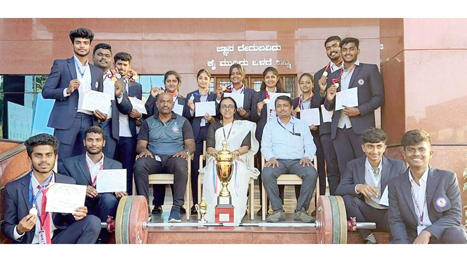 Medal-winners of Mysore University Inter-Collegiate Weightlifting Contest