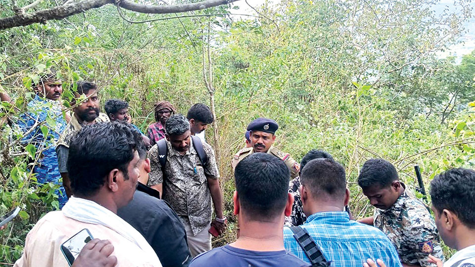 Partially devoured body of a tribal man found in Bandipur