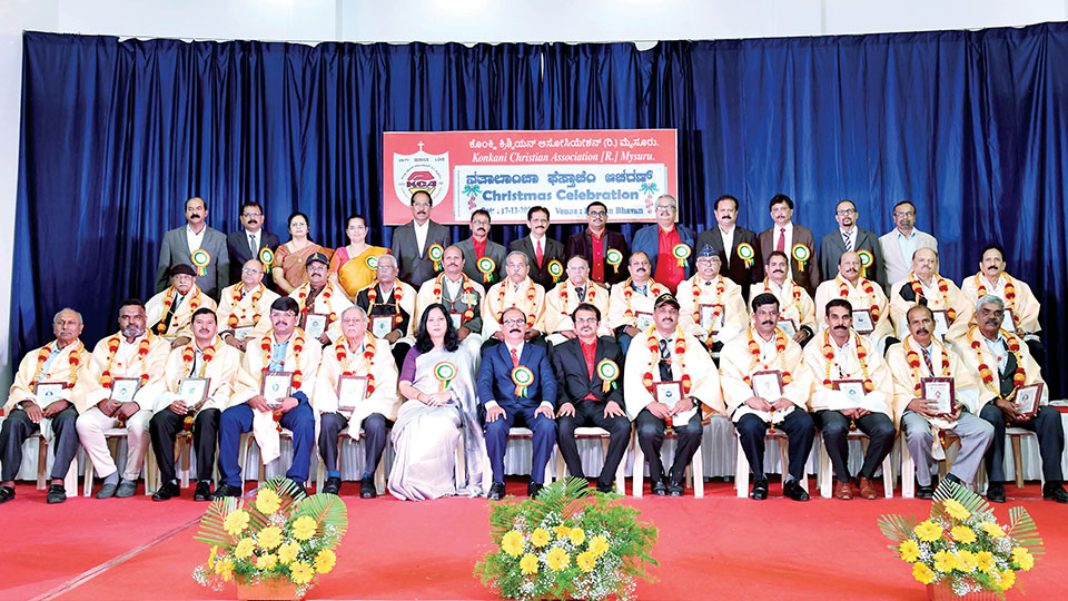 Konkani Christian Association felicitates 27 Ex-servicemen
