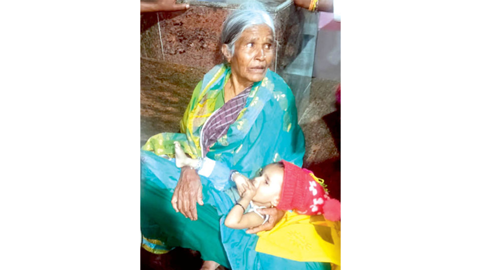 Woman flees after leaving baby girl with elderly woman at Bus Stand