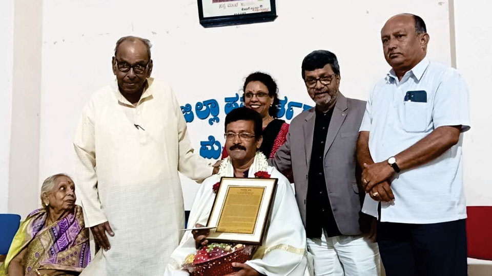 ‘Ranga Ratna’ award conferred