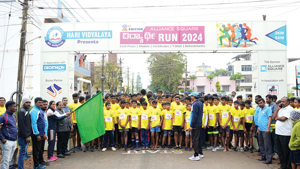 Students should try to become ‘Vishwamanavas’ by taking part in sports