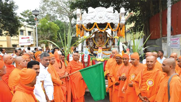 ‘Shobha Yatra’ spreads message of divine trio - Star of Mysore