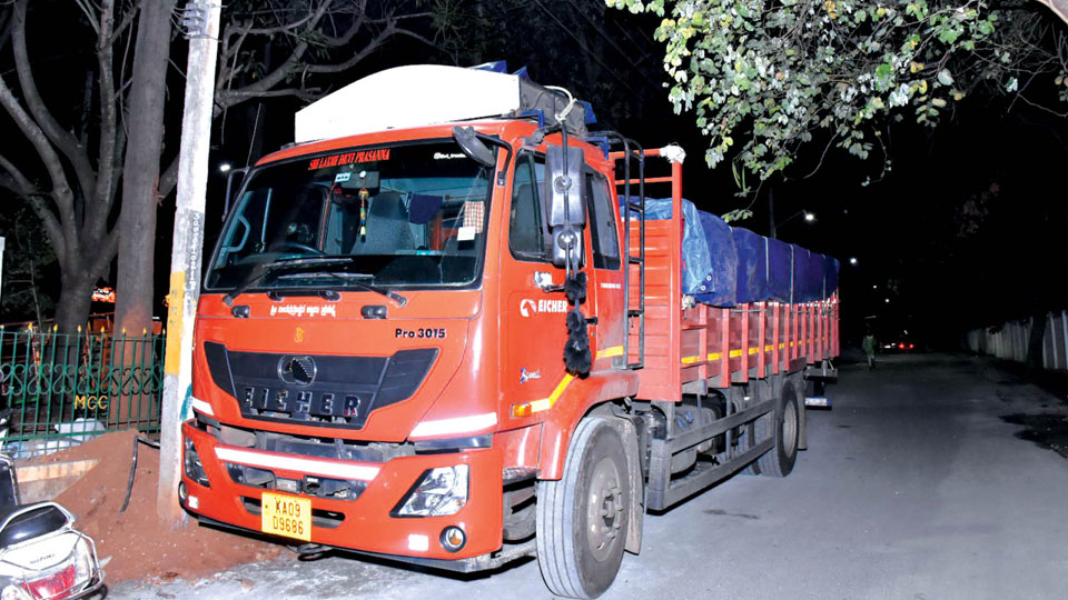 Smuggling of PDS rice: CCB Police seize truck with 12,500 kg rice bags