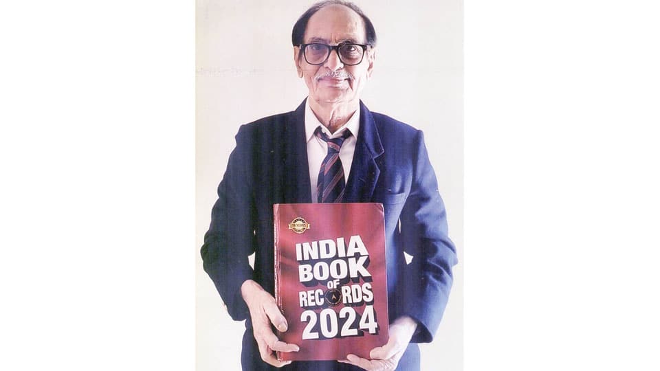 Bengaluru Cartoonist’s Hand-Made Flip Books enter India Book of Records