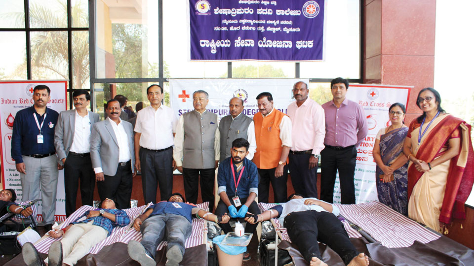 Seshadripuram College holds blood donation camp