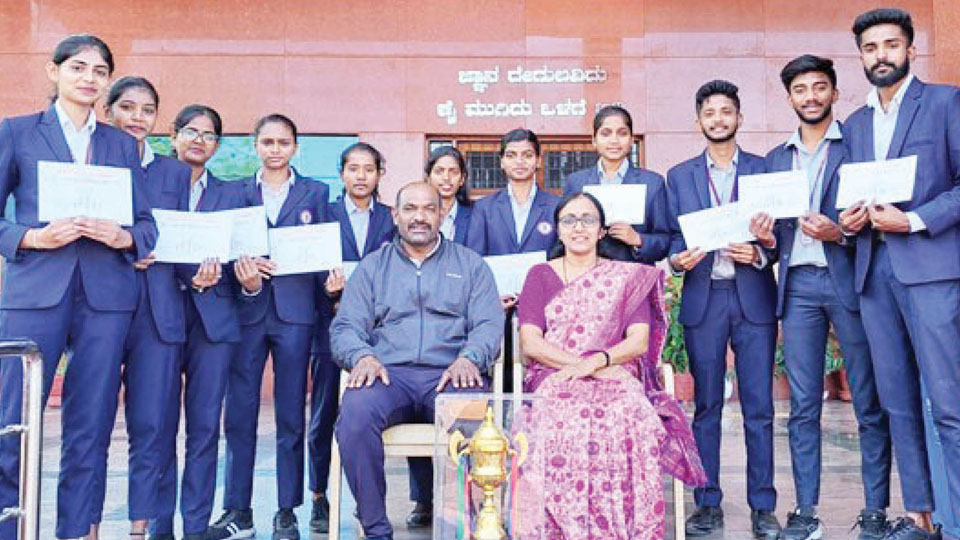 Seshadripuram Degree College students excel in sports competitions