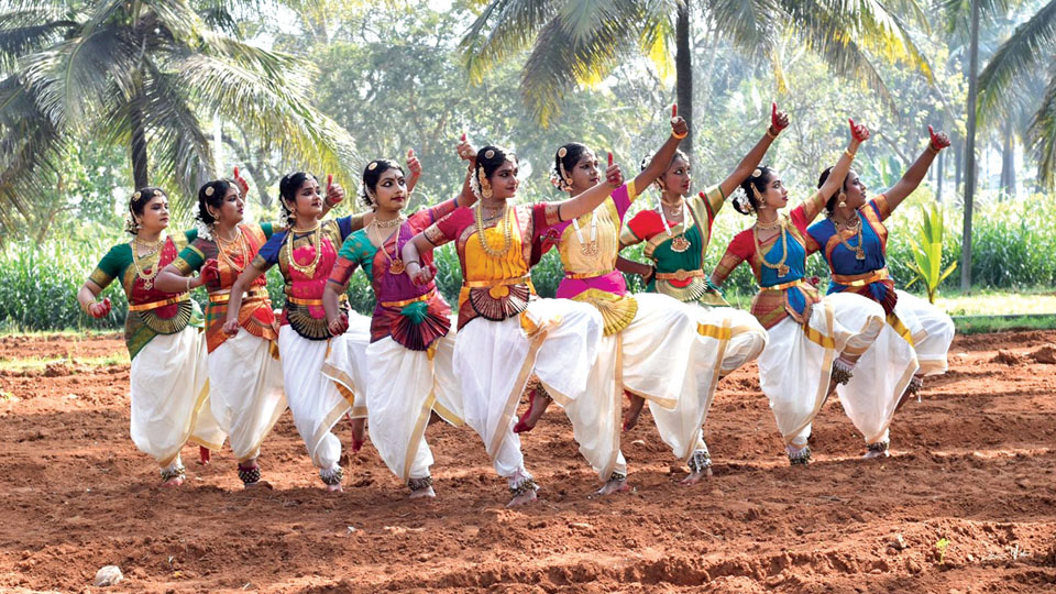 ‘Thyaga Vaibhavam’: A unique rendition of music and dance on Sunday