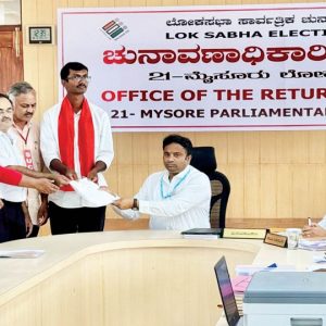 LS poll notification issued in Karnataka: Filing of nomination papers for 14 seats begins