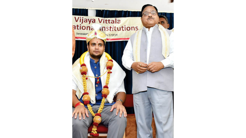 Yaduveer better candidate than Prathap Simha: Dr. Agarwal