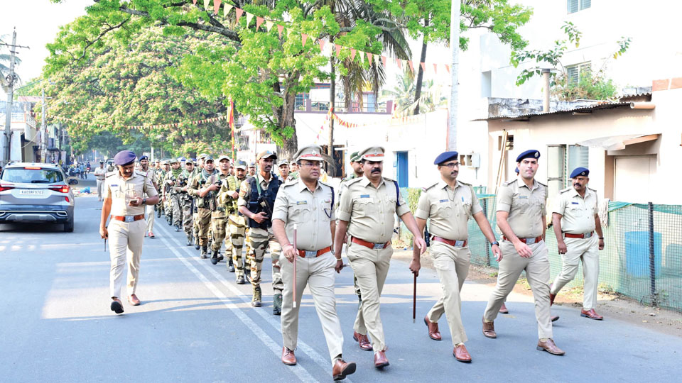 Police hold route march ahead of Lok Sabha Election
