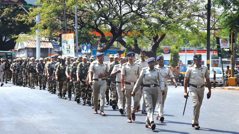 Mandi Police conduct route march