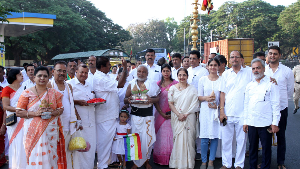 Jain Muni arrives in city from Shravanabelagola