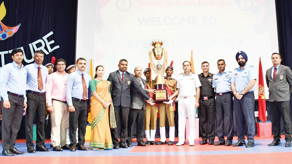 Cmde. Rajesh Sharma inspects Sainik School Kodagu