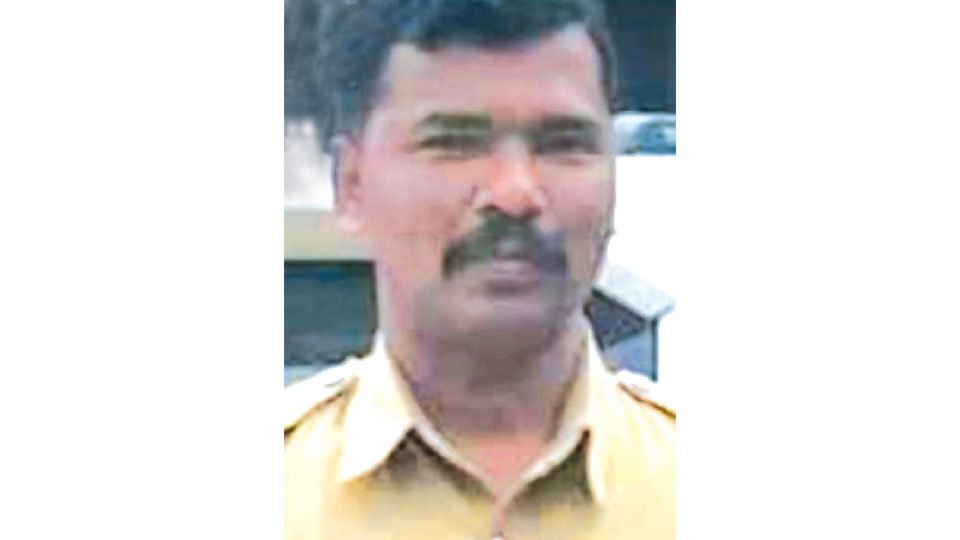 Constable on duty dies of heart attack