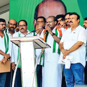 Cauvery row to be resolved during Deve Gowda’s lifetime: HDK