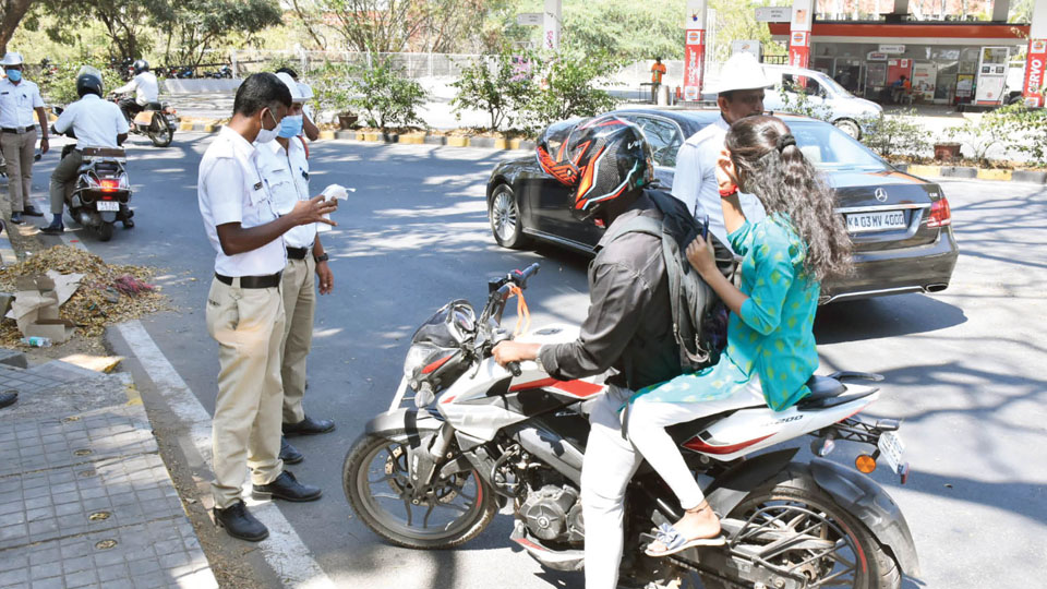 Traffic rule violators can now pay pending fines online