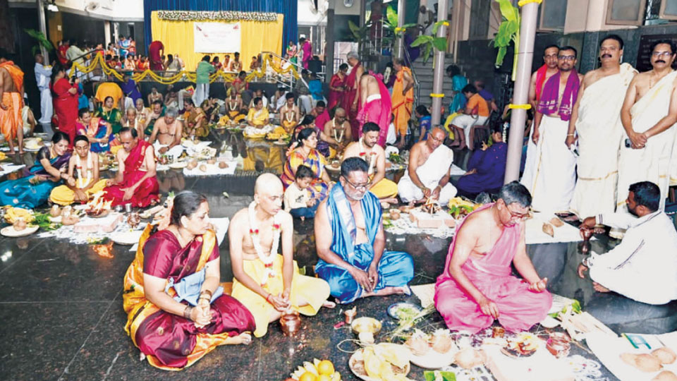 Mass Upanayana at Sri Krishnadhama