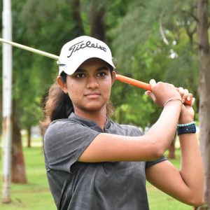 7th Leg of Women's Pro Golf Tour: Mysuru’s Vidhatri Urs takes lead on her debut