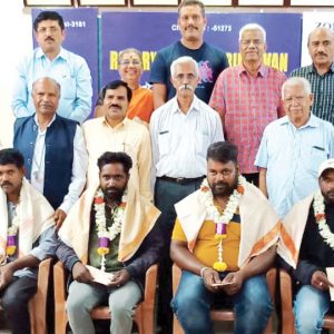Rotary Brindavan felicitates construction workers