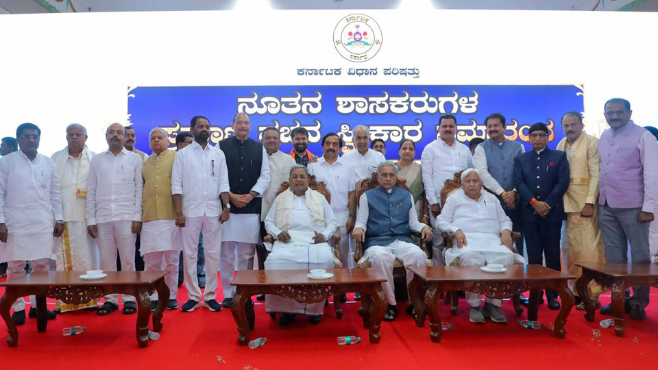 17 newly-elected MLCs sworn-in at Vidhana Soudha