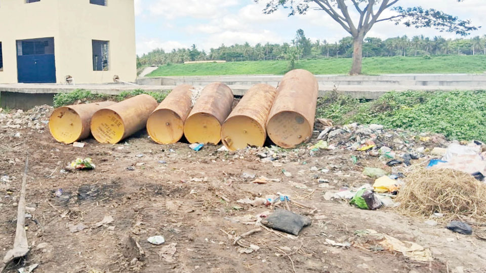 Cylinder crushing in residential area: MCC blamed for negligence