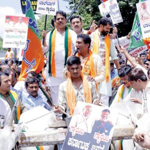 As BJP takes out bullock cart protest against fuel hike… Siddaramaiah blames GST regime for taxes on auto fuel