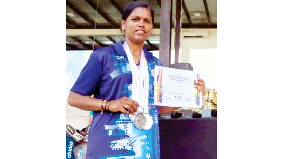 Wins medals in Sri Lanka Masters Athletics Championships
