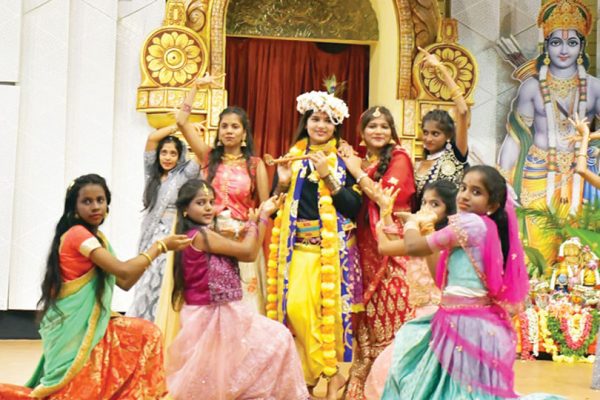 ‘Special’ performance at Ganapathy Sachchidananda Ashram in city