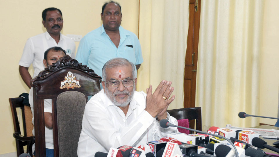 MUDA site allotment: G.T. Devegowda asks Minister to prove charges