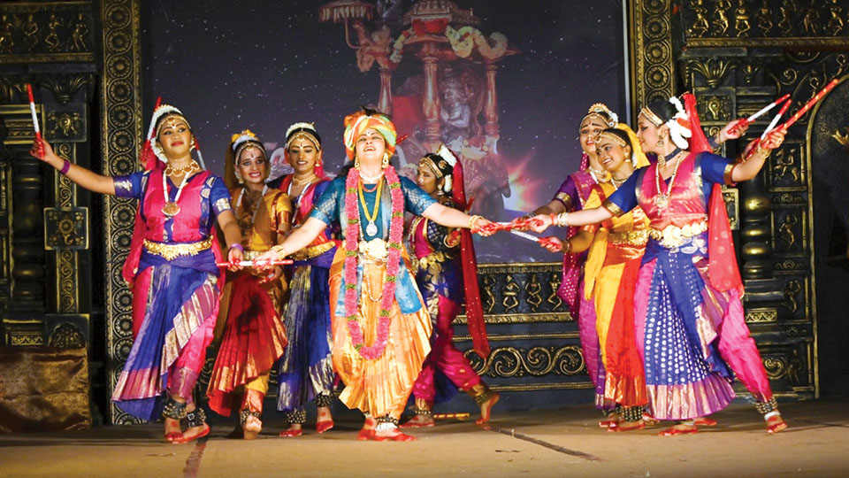 Champaka presents dance-drama ‘Shri Krishna Leela Vibhuti’ at Udupi