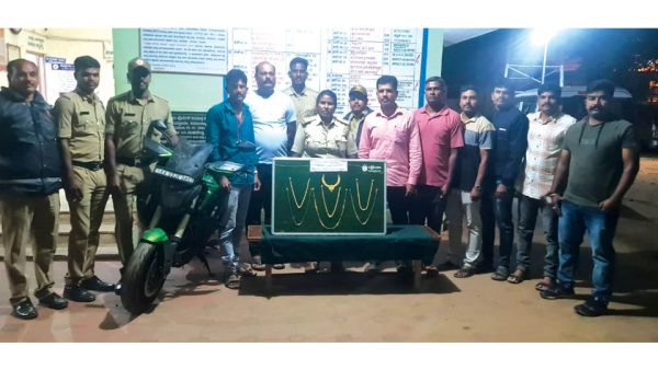 Burglar arrested: Gold ornaments worth over Rs. 10 lakh recovered ...