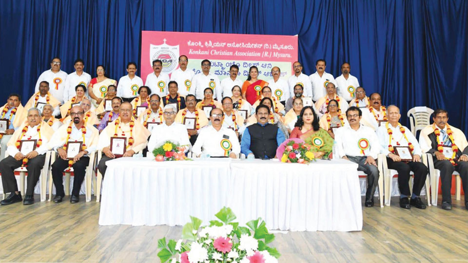 Konkani Manyata Divas celebrated at Konkan Bhavan in city