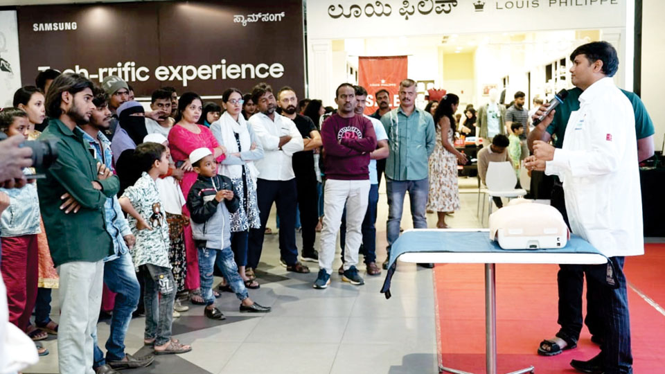 Manipal Hospitals hosts Basic Life Support Flash Mob at Nexus Centre City Mall