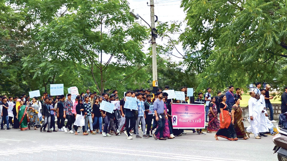 Kolkata doctor murder case: St. Philomena’s College takes out silent protest march