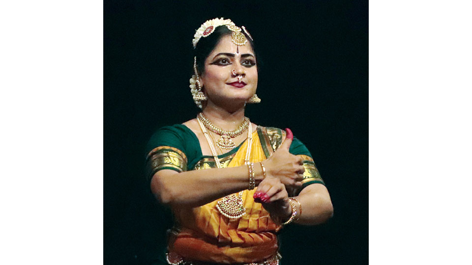 Bharatanatyam at Ganabharathi tomorrow